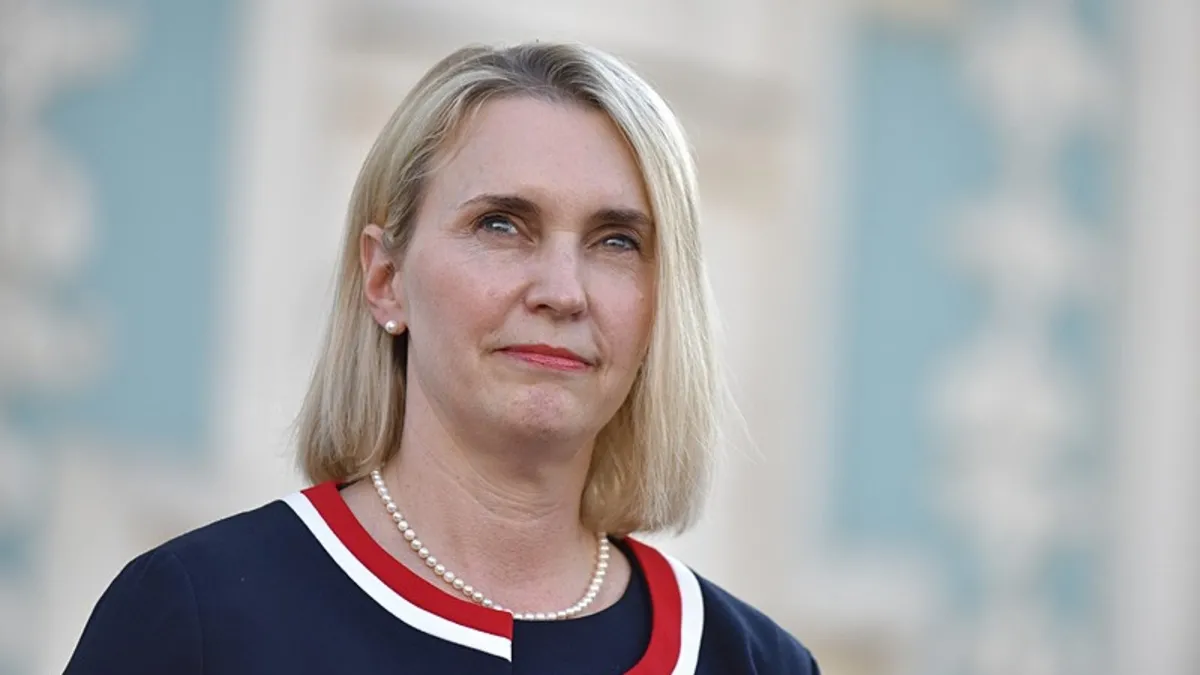 ABD-Ukrayna ilişkilerinde yeni gelişme! İstifa ettiğini açıkladı ABD-Ukrayna ilişkilerinde yeni gelişme! İstifa ettiğini açıkladı