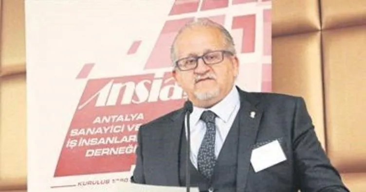 İş dünyası düşen faizden memnun