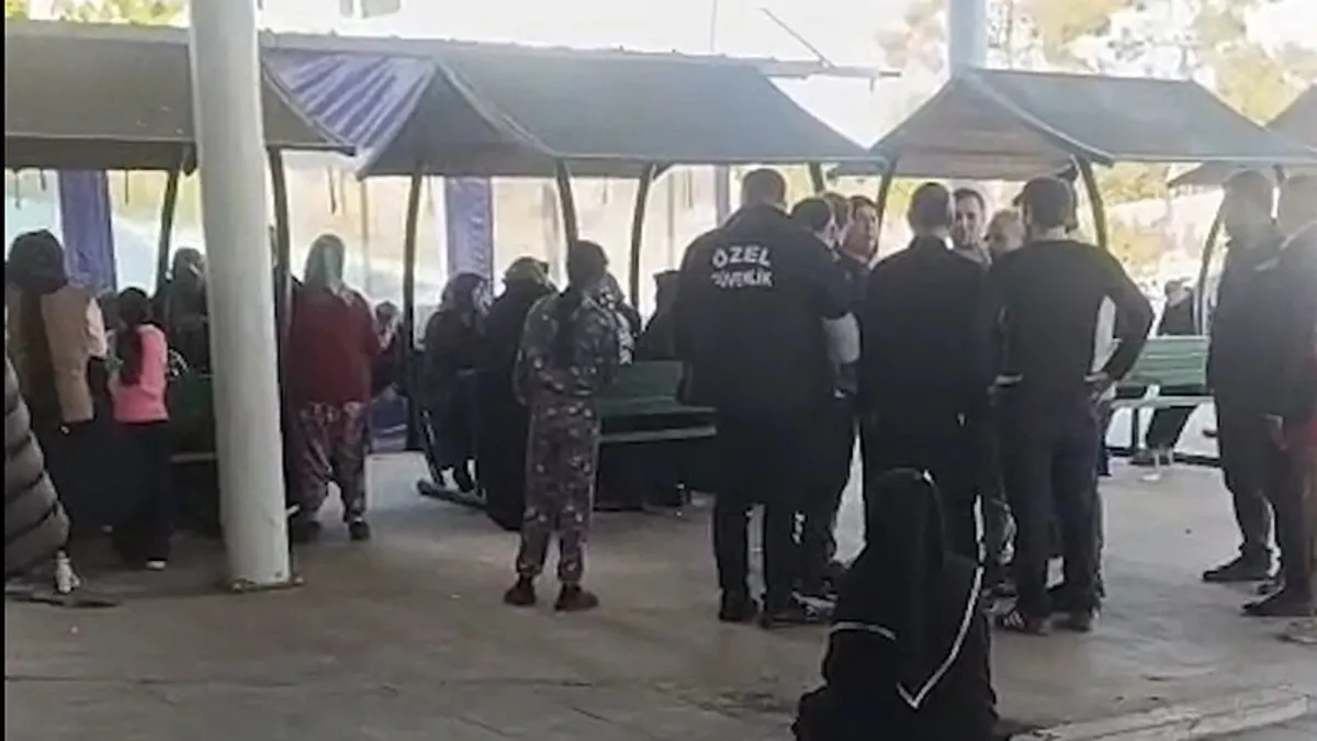 Şanlıurfa’da elektrik akımına kapılan işçi hayatını kaybetti Şanlıurfa’da elektrik akımına kapılan işçi hayatını kaybetti