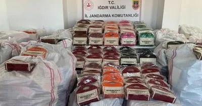 Iğdır'daki kaçak çanta ve cüzdan operasyonunda 4 şüpheli yakalandı #igdir