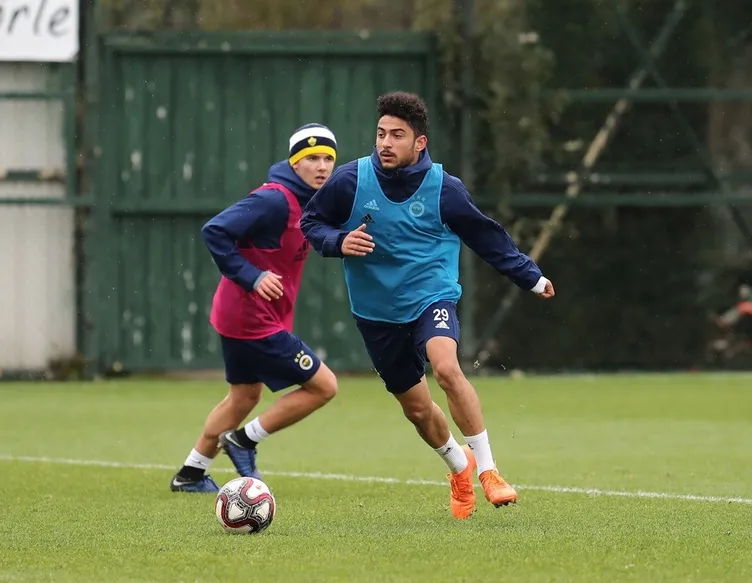 Fenerbahçe'de transferler neden yapılmıyor?