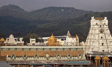 Hindistan’da izdiham faciası: 12 ölü