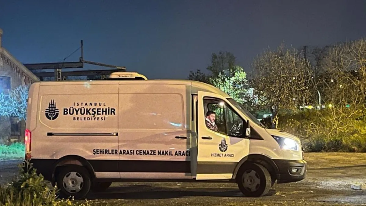 Küçükçekmece’de boş arazide ceset bulundu