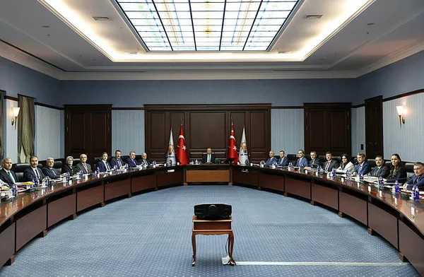 ak-parti-myk-toplantisi-basladi-1694526502784.jpg