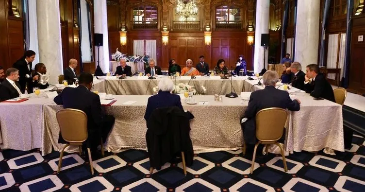 Hazine ve Maliye Bakanı Nebati, G20 ülkelerinden mevkidaşlarıyla bir araya geldi