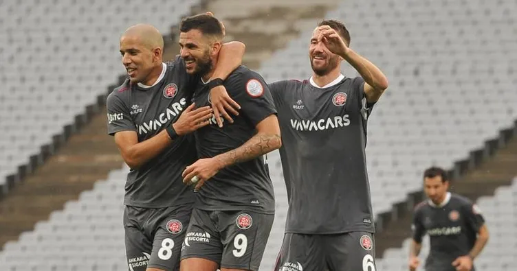 Sivas, Gümrük’te kaldı