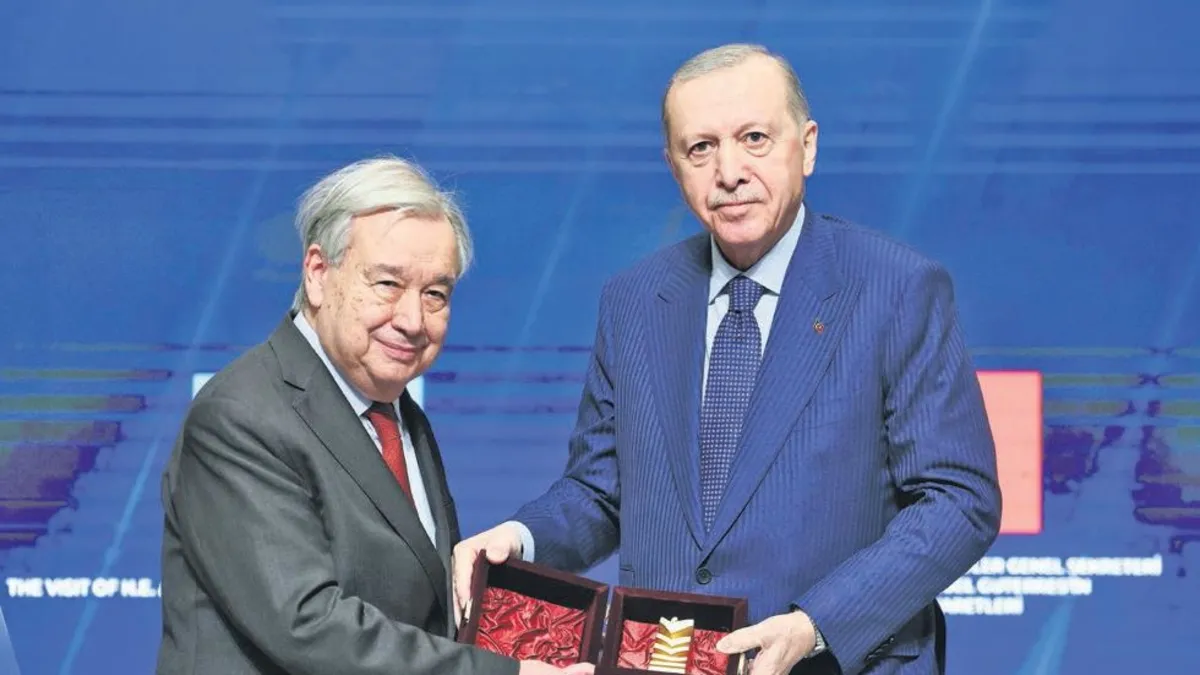 Nerede acı varsa dindirmeye çalışıyoruz Nerede acı varsa dindirmeye çalışıyoruz