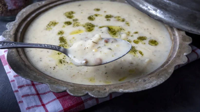 Sıcak yaz günlerinin kurtarıcısı! Ayran aşı çorbası tarifi