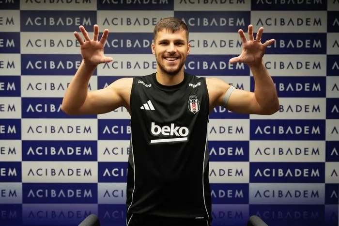 besiktas-david-juraseki-kadrosuna-kattigini-acikladi-1751225746322.jpeg