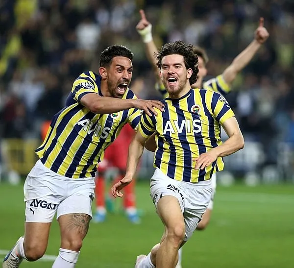 Son dakika Fenerbahçe transfer haberleri: Enner Valencia’nın yeni takımı belli oldu! Taraftarı yıkacak ayrılık...