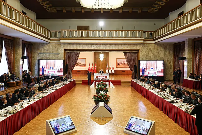 tbmm-baskani-kurtulmustan-terorsuz-turkiye-aciklamasi-bu-surec-basariya-ulasacaktir-1763478261872.jpeg TBMM Başkanı Kurtulmuş'tan Terörsüz Türkiye açıklaması: Bu süreç başarıya ulaşacaktır