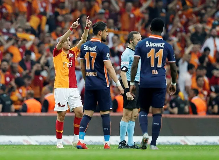 Rıdvan Dilmen: Galatasaray rakiplerine fark atmış durumda