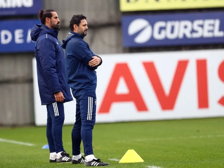 Fenerbahçe’de Erol Bulut’tan flaş karar! Yıldız futbolcu 11’e