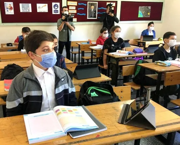 SON DAKİKA HABER | Bakan Selçuk yüz yüze eğitim için tarihi açıkladı! O eğitim kurumları 11 Ocak'ta açılıyor...