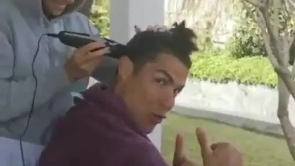 Karantinadan çıkmayan Cristiano Ronaldo'yu sevgilisi Georgina Rodriguez traş etti!