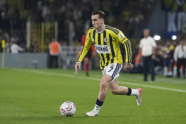 son-dakika-haberi-fenerbahce-konyasporu-4-golle-gecti-mason-greenwood-yildizlasti-1787431694623.jpeg