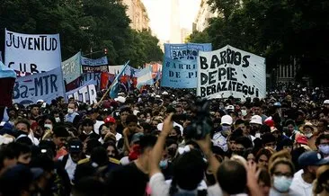 Arjantin’de halk IMF ile anlaşmayı protesto etti