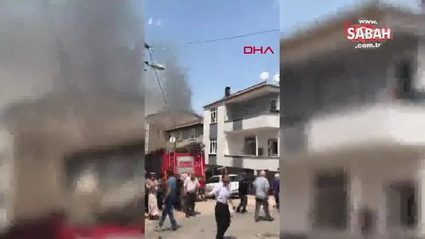 Sultanbeyli'de binanın çatısında tadilat sırasında yangın | Video