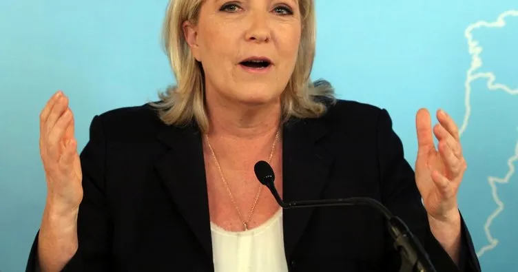 Le Pen parti başkanlığından istifa edecek