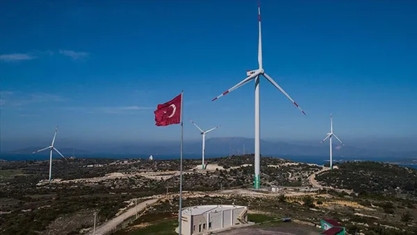 turkiyeden-elektrikte-125-bin-410-megavatlik-yeni-rekor-bakan-bayraktar-gunes-zirveye-cikacak-1780043653407.png