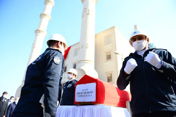 Son dakika | Türkiye, PKK'lı teröristlerin katlettiği Gara şehitlerini uğurluyor