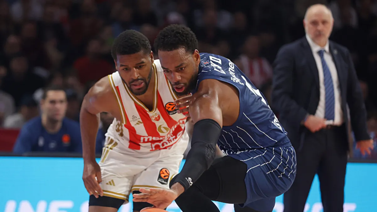 Anadolu Efes, Kızılyıldız deplasmanında mağlup! Anadolu Efes, Kızılyıldız deplasmanında mağlup!