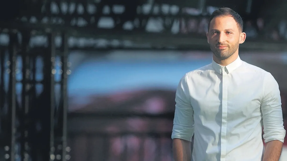 Sessiz sakin, emin adımlarla