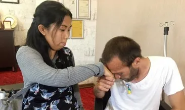 Böreğini veren Japon eşinin elini öptü