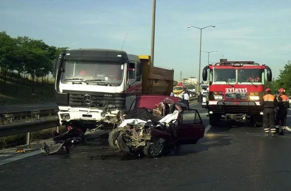 Avcılar'da trafik kazası: 5 ölü
