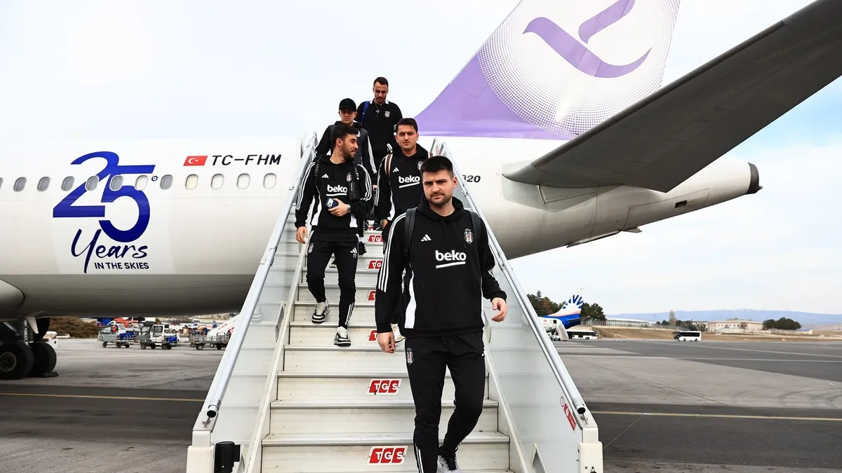 Beşiktaş kafilesi, Ankara'ya geldi