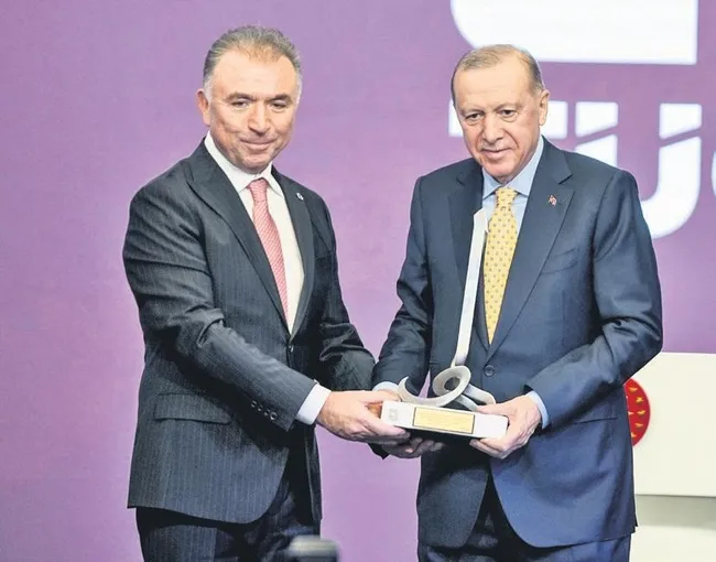 yeni-dunya-duzeninde-kutup-basi-turkiye-1769115750444.jpeg