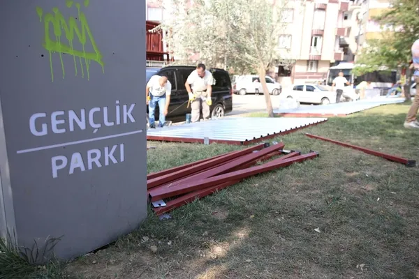 ibb-genclik-parkini-yikiyor-1629355288761.jpg
