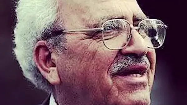 Şair, yazar ve fikir adamı Sezai Karakoç vefat etti | Video