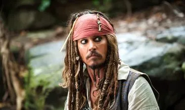 Johnny Depp yıllar tekrar korsan oldu! Ardındaki neden içleri ısıttı…