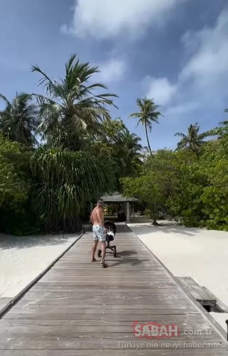 Gözde çift Berk Oktay ile Yıldız Çağrı Atiksoy minik kızları Mira Milena ile Maldivler’de!