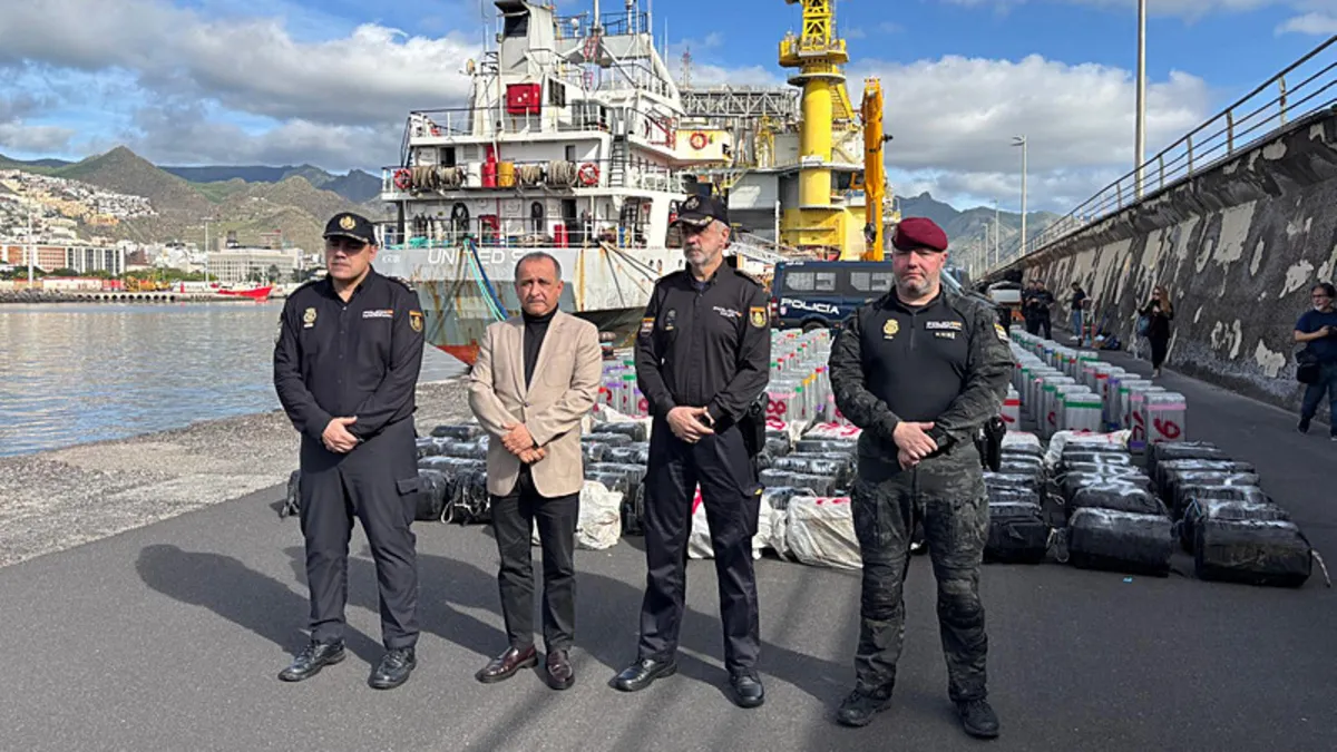 SON DAKİKA | Üç ayrı kartele ait 10 ton kokain Avrupa’ya dağıtılacaktı! Nakliye organizasyonunu yapan isim ortaya çıktı SON DAKİKA | Üç ayrı kartele ait 10 ton kokain Avrupa’ya dağıtılacaktı! Nakliye organizasyonunu yapan isim ortaya çıktı
