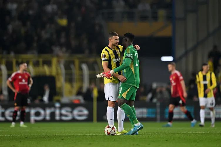 SON DAKİKA HABERLERİ: Ülke puanında yükselişe geçtik! Galatasaray, Fenerbahçe ve Beşiktaş’ın maçları sonrası Türkiye’nin yeni yeri belli oldu