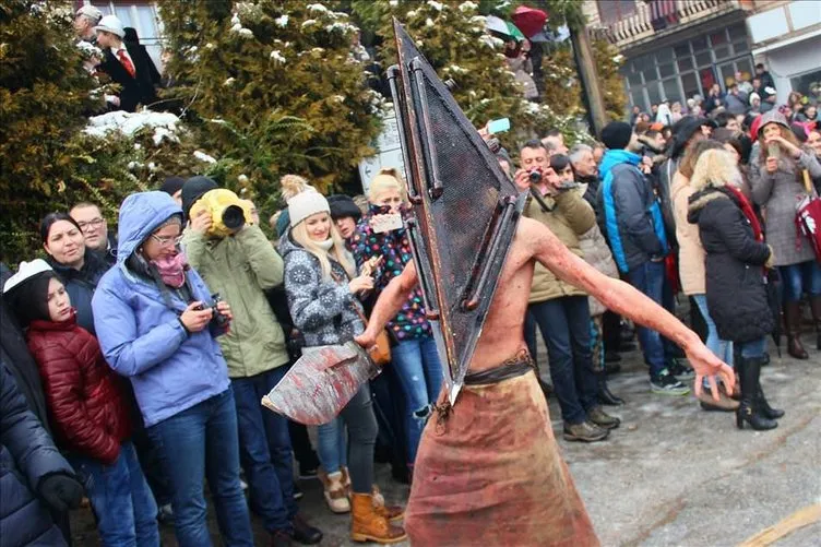 Makedonya’da Vevçani Karnavalı başladı