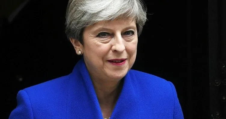 Theresa May’in kumarı ters tepti