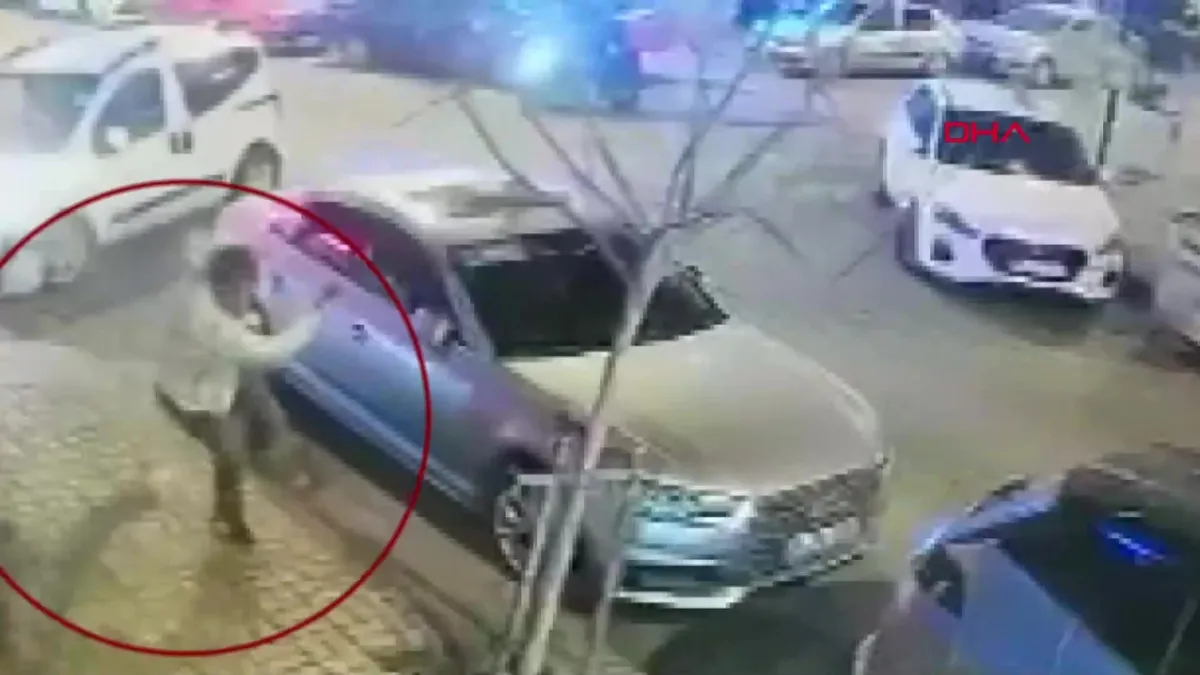 Tekirdağ’da savrulan motosiklet sürücüsü yayaya çarptı! O anlar kamerada videosunu izle Tekirdağ’da savrulan motosiklet sürücüsü yayaya çarptı! O anlar kamerada videosunu izle