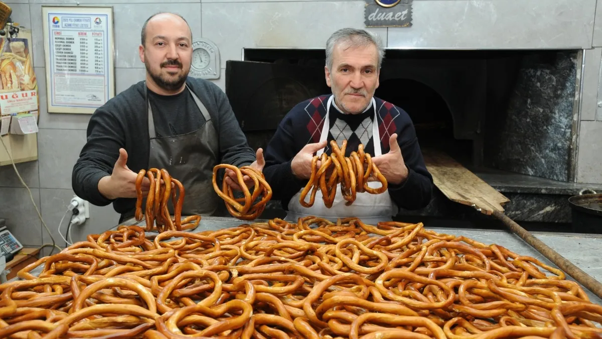 Bartın’da bir ramazan klasiği “Ramazan simidi” Bartın’da bir ramazan klasiği “Ramazan simidi”