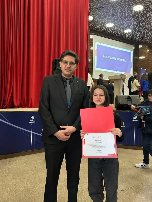 tubitak-bolge-finalinde-agridan-ogrenciler-odulleri-topladi-1744478214656.jpg