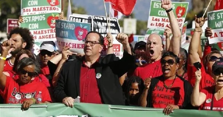 Los Angeles’ta öğretmenler grevde