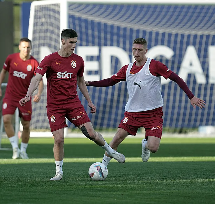 Son dakika haberi: Galatasaray’da derbi planı hazır! Okan Buruk’tan üç yıldıza kesik...