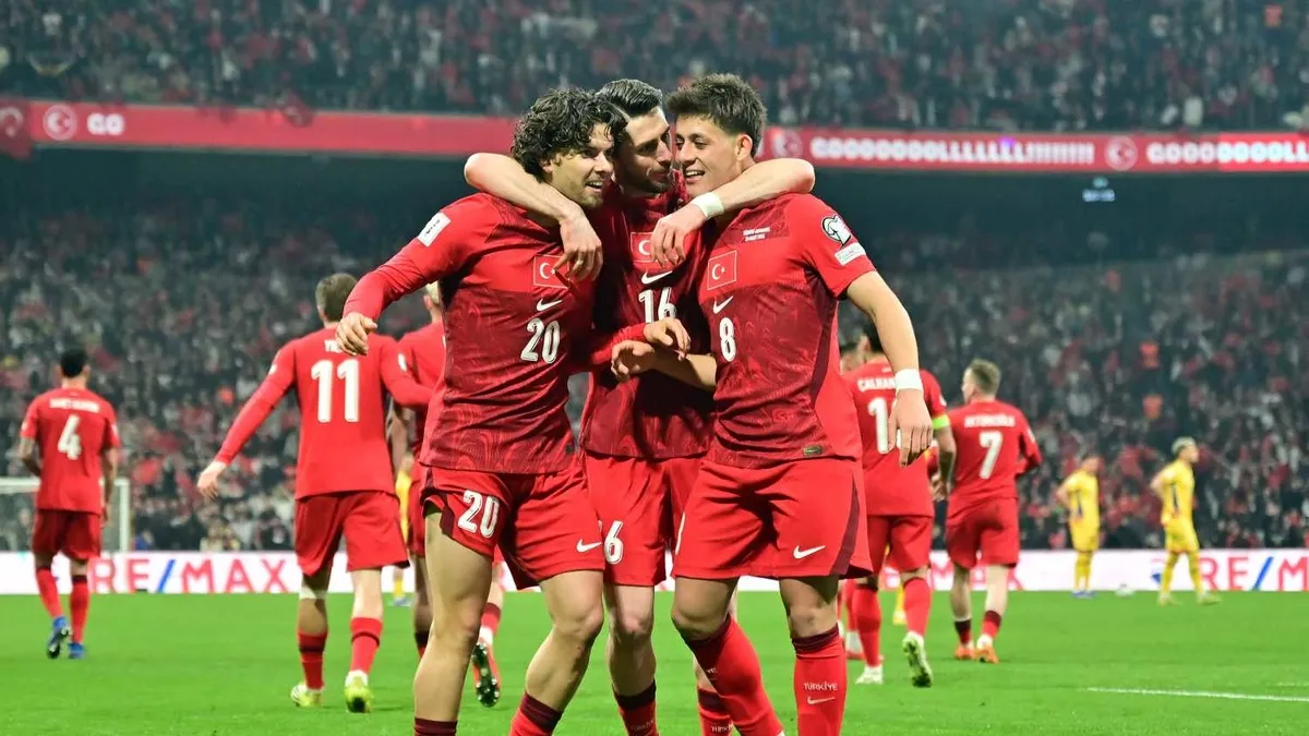 A Milli Futbol Takımı oyuncuları sahada