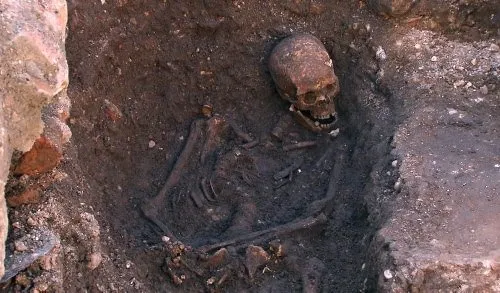 Kral 3. Richard’ın iskeleti bulundu