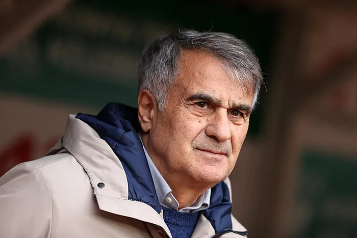 trabzonspor-konyada-9010da-yikildi-bordo-mavililerin-deplasman-hasreti-surdu-1741027590058.jpg