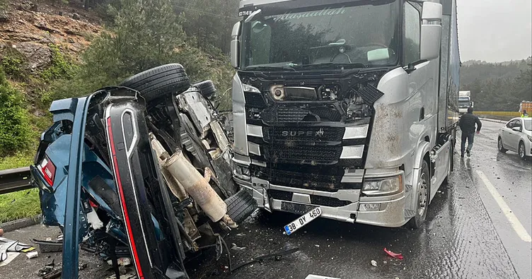 Mersin’de TIR kazası: 1 ölü, 5 yaralı