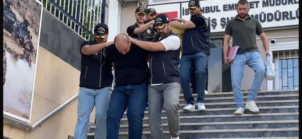 kredi-puani-yukseltecegim-deyip-780-bin-lira-aldi-o-dolandiricilar-gozaltina-alindi-1788419678198.jpg