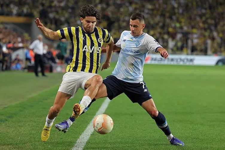 Son dakika Fenerbahçe transfer haberleri: Parayı veren düdüğü çalacak! Fenerbahçe'ye yıldız oyuncudan tarihi gelir...
